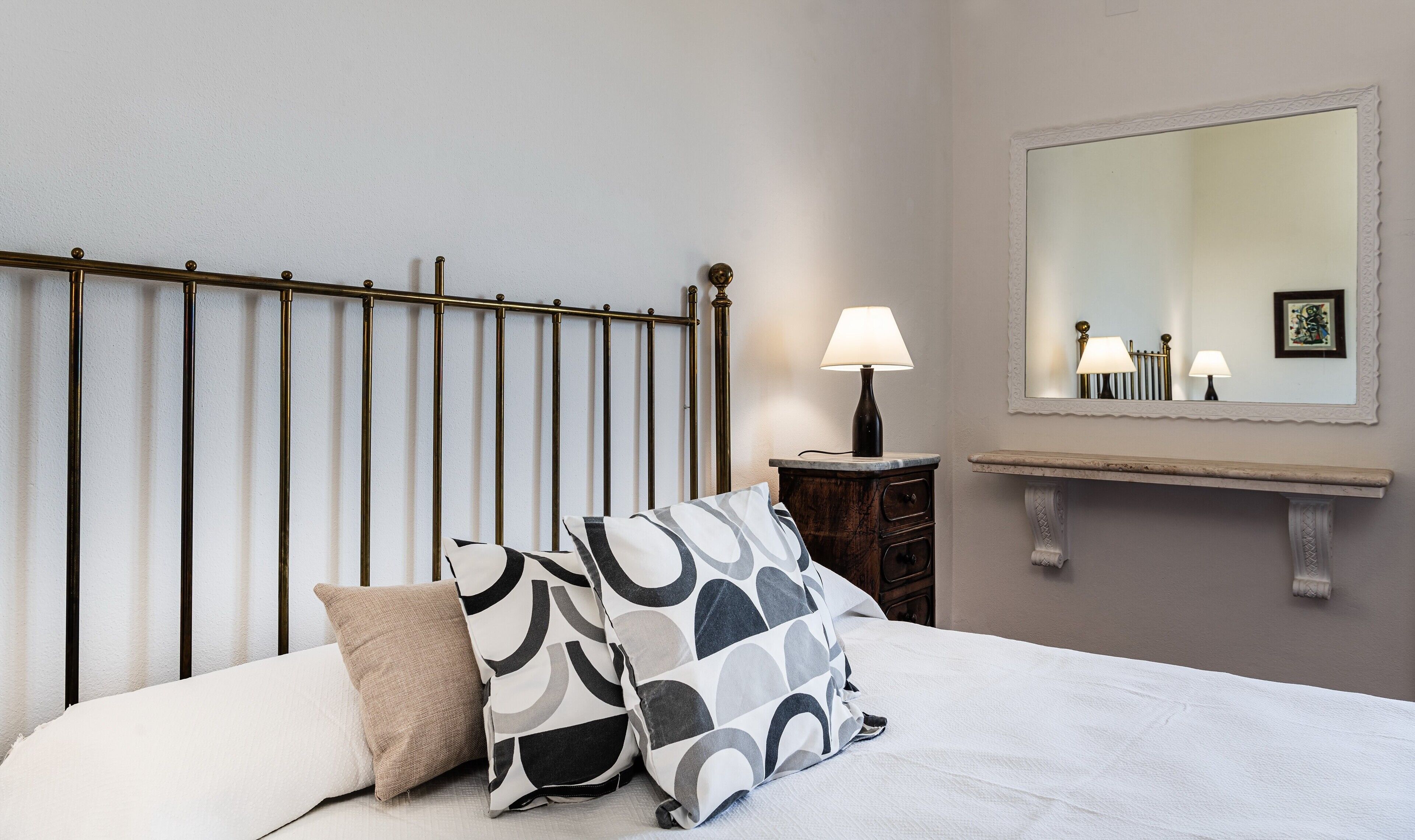2 chambres, bureau, Wi-Fi, draps fournis