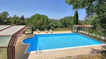 Seasonal outdoor pool