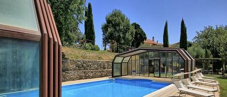 Außenpool (je nach Saison geöffnet)