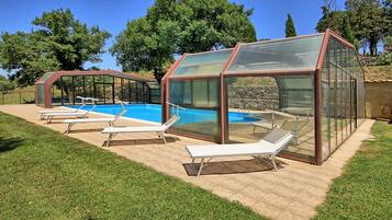 Private pool