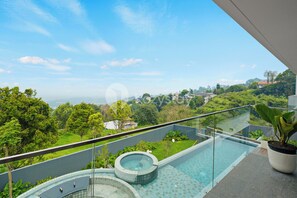 Huvila, 3 makuuhuonetta, vuoristonäköala | Parveke