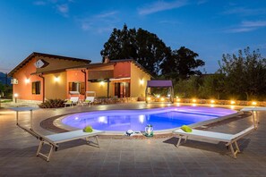 Pool - Villa Thyrrenia with pool - My Rental Homes (Castellammare Del Golfo)