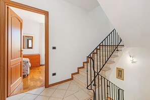 Interior - Comfortable House With Pool&lovely View (Pescia)