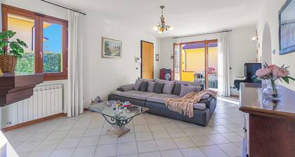 Comfortable House With Pool&lovely View