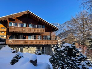Exterior - Traditional Swiss Chalet in Saas-Fee with 6 bedrooms fully renovated in 2023. (Saas-Fee)
