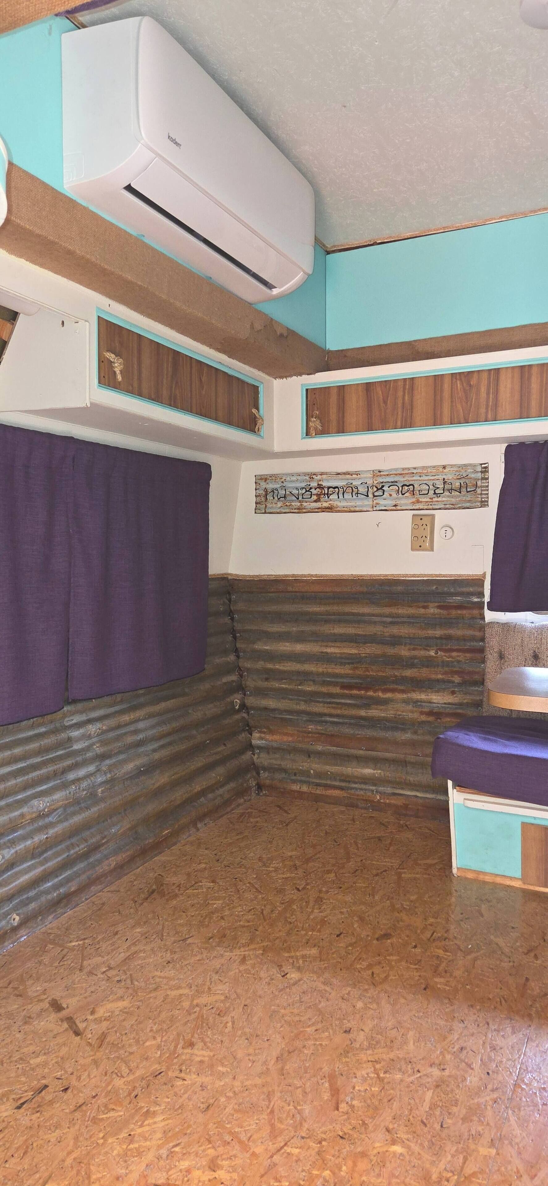 المنشأة من الداخل