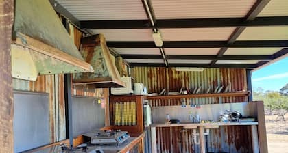 Room-one Life Live It Farm Stay "retro V