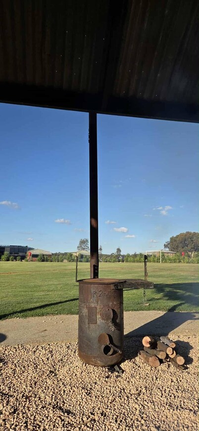 Room-one Life Live It Farm Stay "retro V