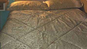 Shared Dormitory, 1 Bedroom, Patio, Garden View | 1 bedroom