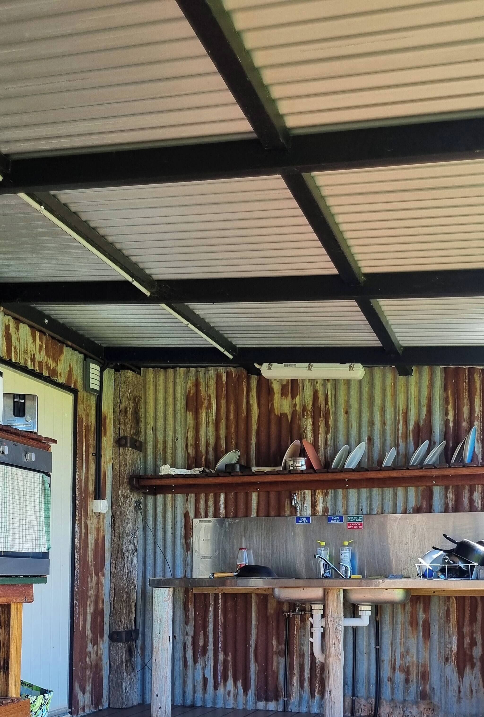 Dormitorio compartido, 1 habitación, para fumadores, patio | Cocina privada