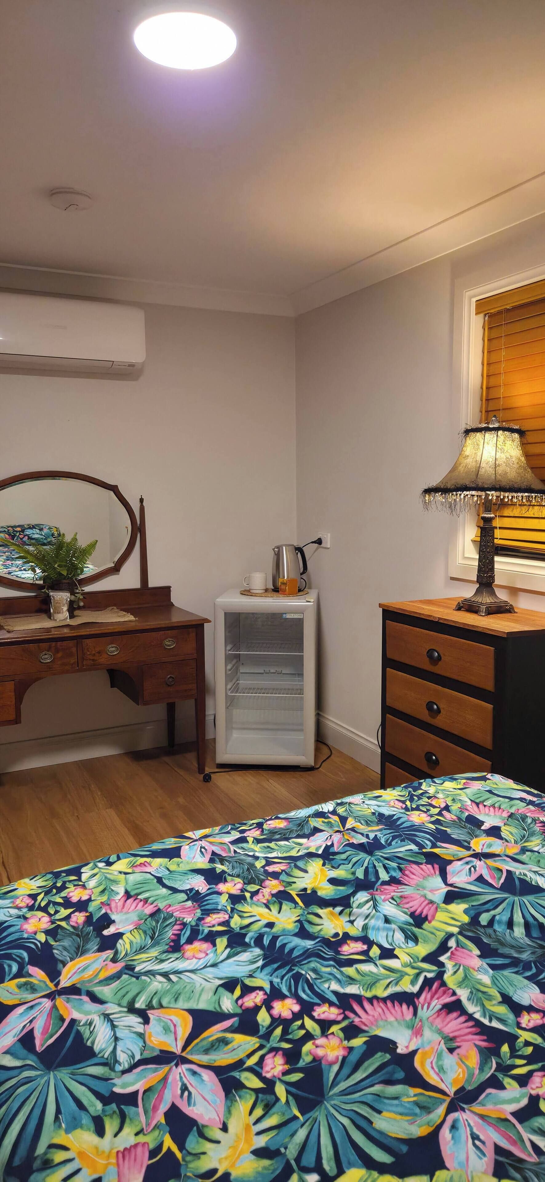 Shared Dormitory, 1 Bedroom, Smoking, Patio | 1 bedroom