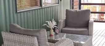 Room-one Life Live It Farm Stay "the Gov