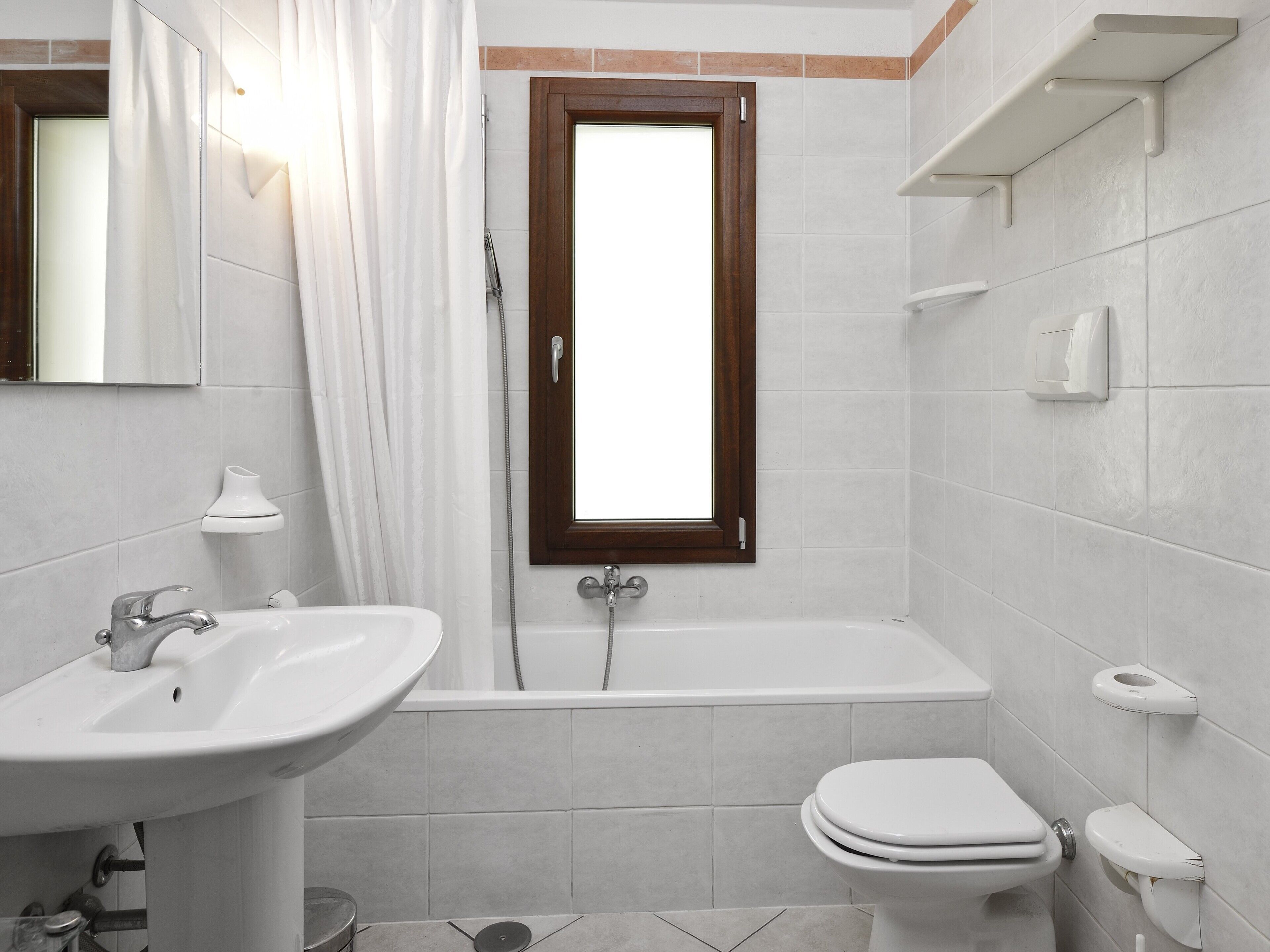Een douche, handdoeken