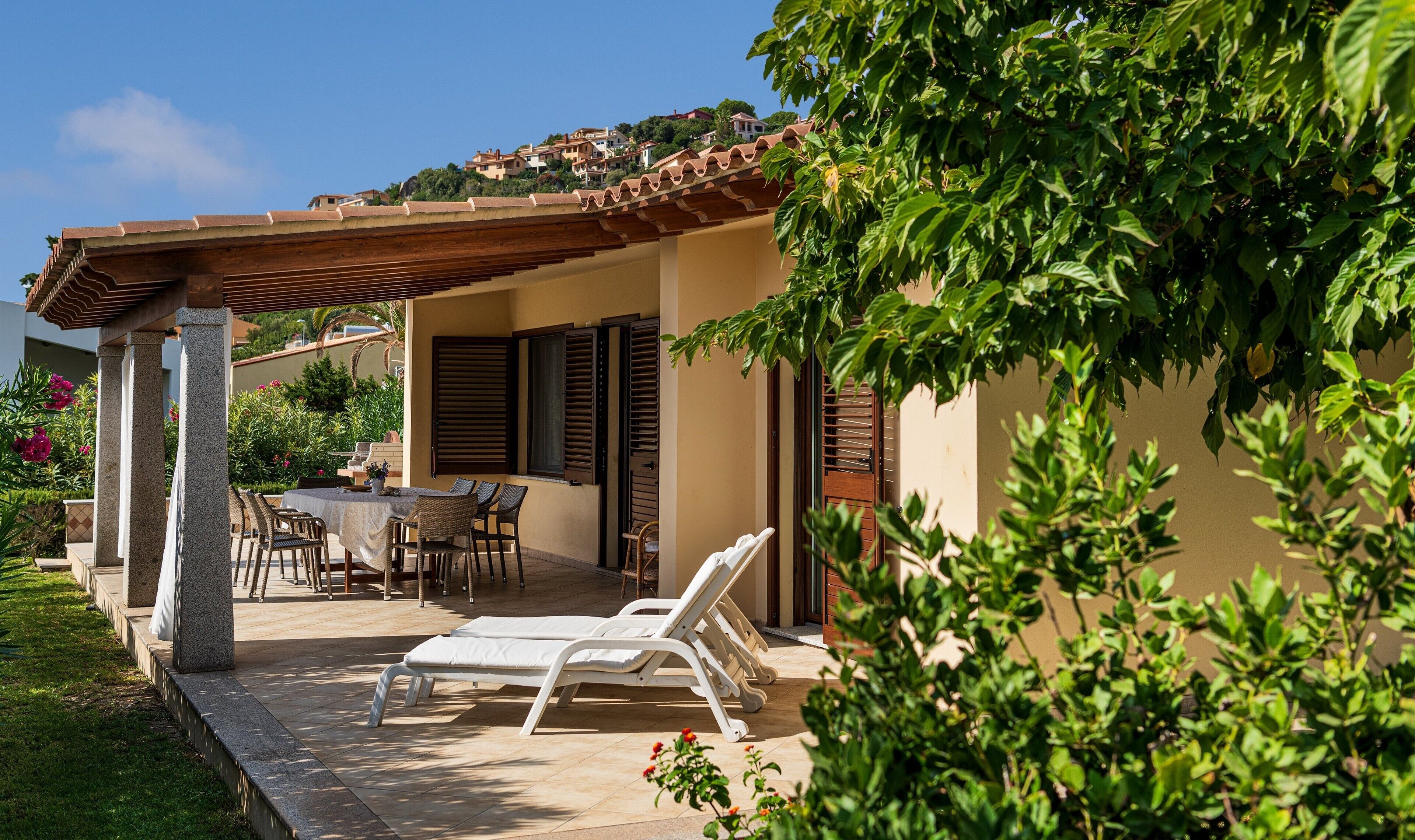 屋外ダイニングエリア