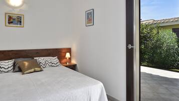 4 chambres, bureau, Wi-Fi, draps fournis