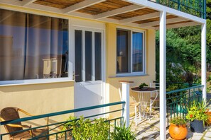Apartamento, vistas al mar | Terraza o patio