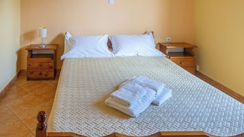 In-room safe, iron/ironing board, free WiFi