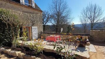 Maison Confort, les Grandes Pierres | Terrazza/patio