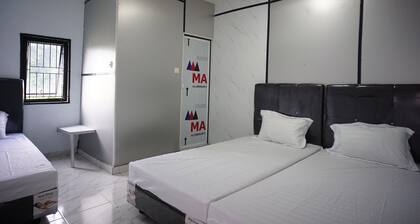 OYO 94903 Akasia Guesthouse