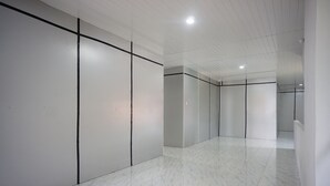 Sınıflandırılmamış resim, 60 üzerinden 4, düğme