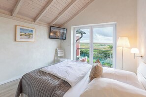 Free WiFi, bed sheets - Vacation home "Schimmelreiter" in Dagebüll for up to 5 people (Dagebüll)