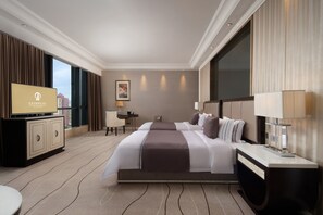 Superior Special Offer Twin Room | خزنة داخل الغرفة ومكتب ومساحة عمل للكمبيوتر المحمول وستائر تعتيم