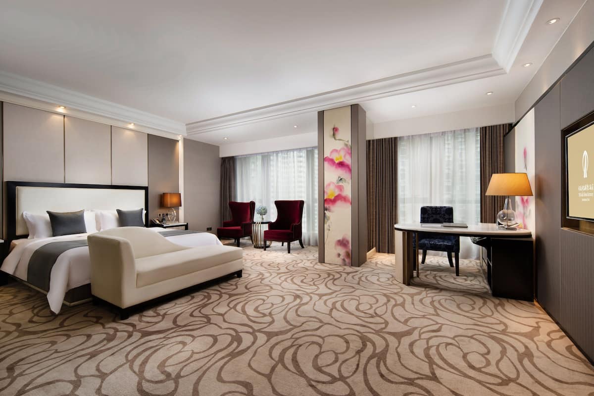 Habitación básica doble de uso individual, 1 cama King size, para no fumadores, baño privado | Caja de seguridad en la habitación y escritorio