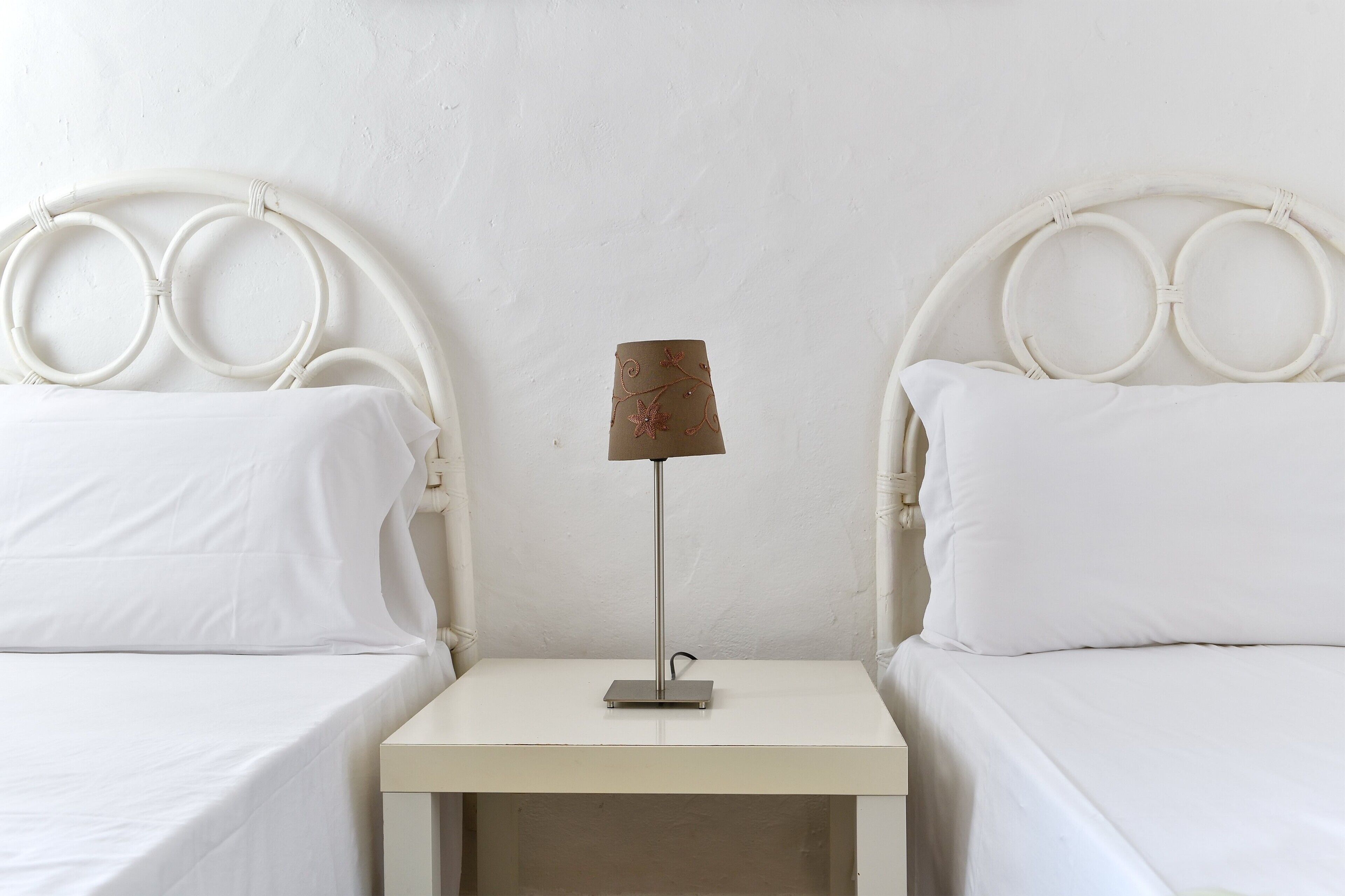 4 Schlafzimmer, Schreibtisch, WLAN, Bettwäsche