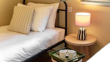 Apartemen, pemandangan danau | Seprai premium, selimut bulu angsa, dan setrika/meja setrika