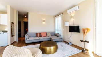 Apartament, vistes al llac | Roba de llit d'alta qualitat, cobrellits i planxa i posts de planxar