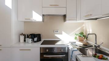 Lejlighed - søudsigt | Premium-sengetøj, dundyner, strygejern/strygebræt