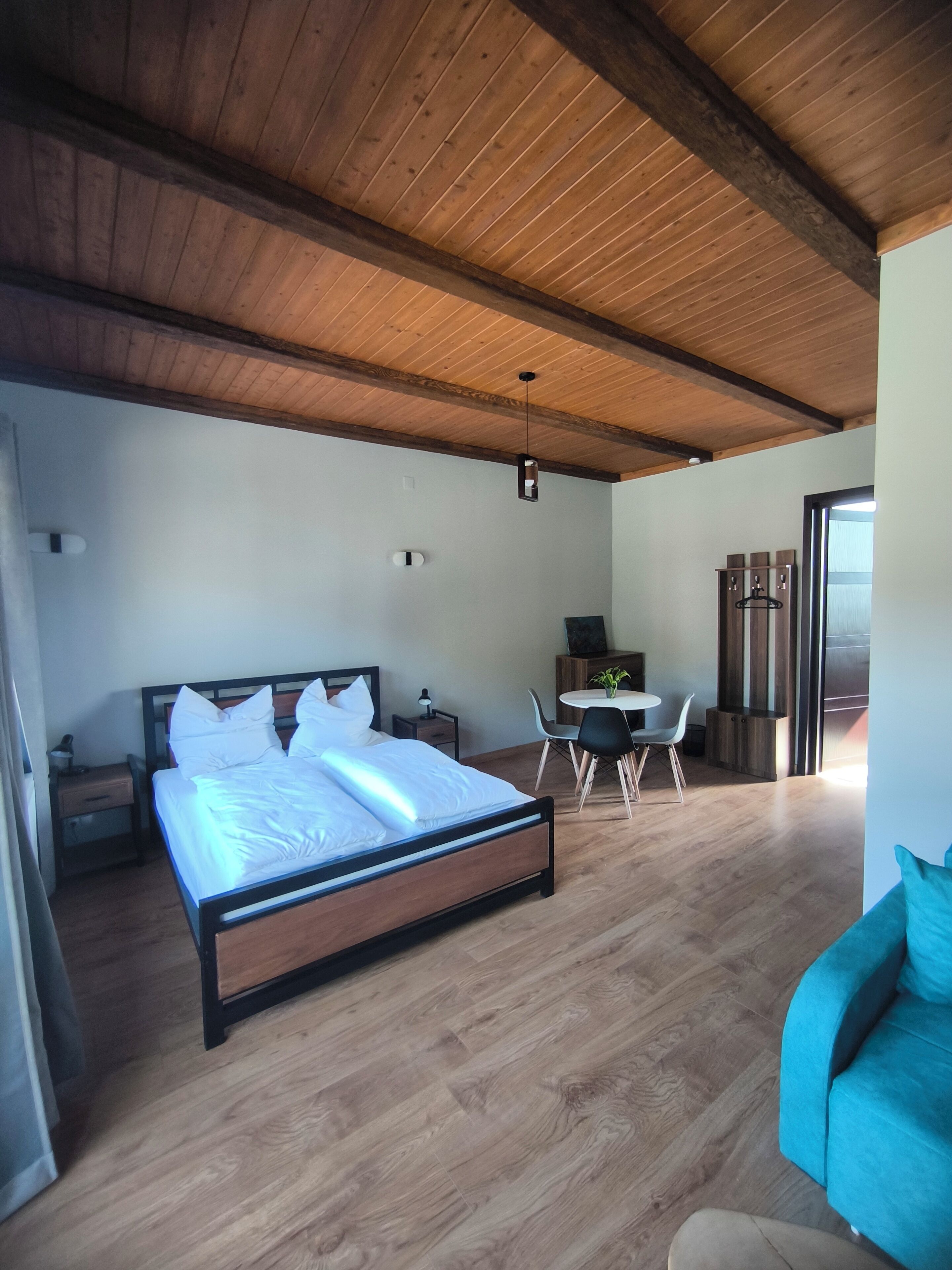 Kamar Quadruple Comfort | Didekorasi berbeda-beda dan dilengkapi dengan perabotan berbeda-beda