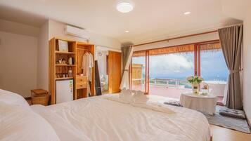 Kamar Keluarga | Meja kerja dan Wi-Fi gratis