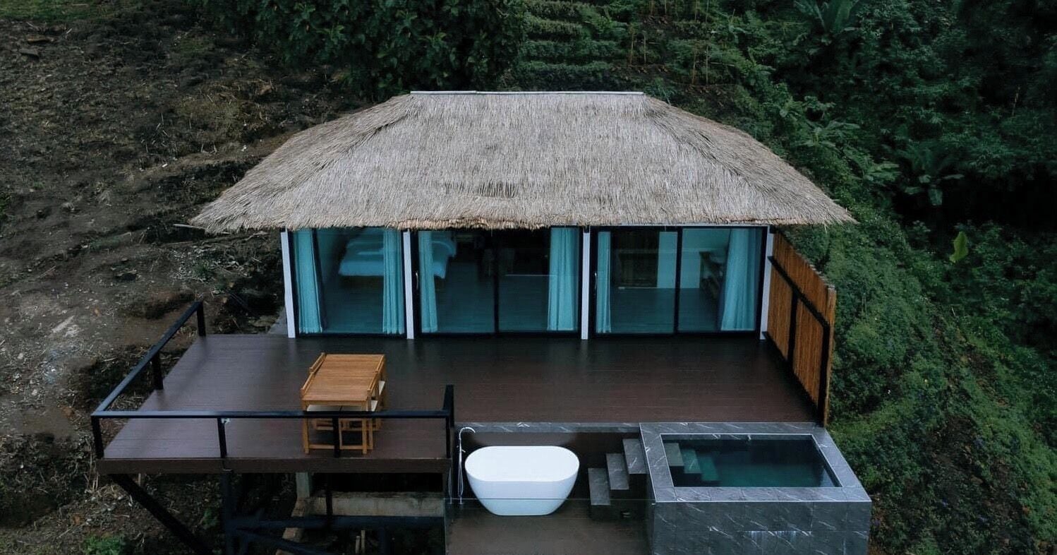 مكتب وواي فاي مجانًا وملاءات أسرّة