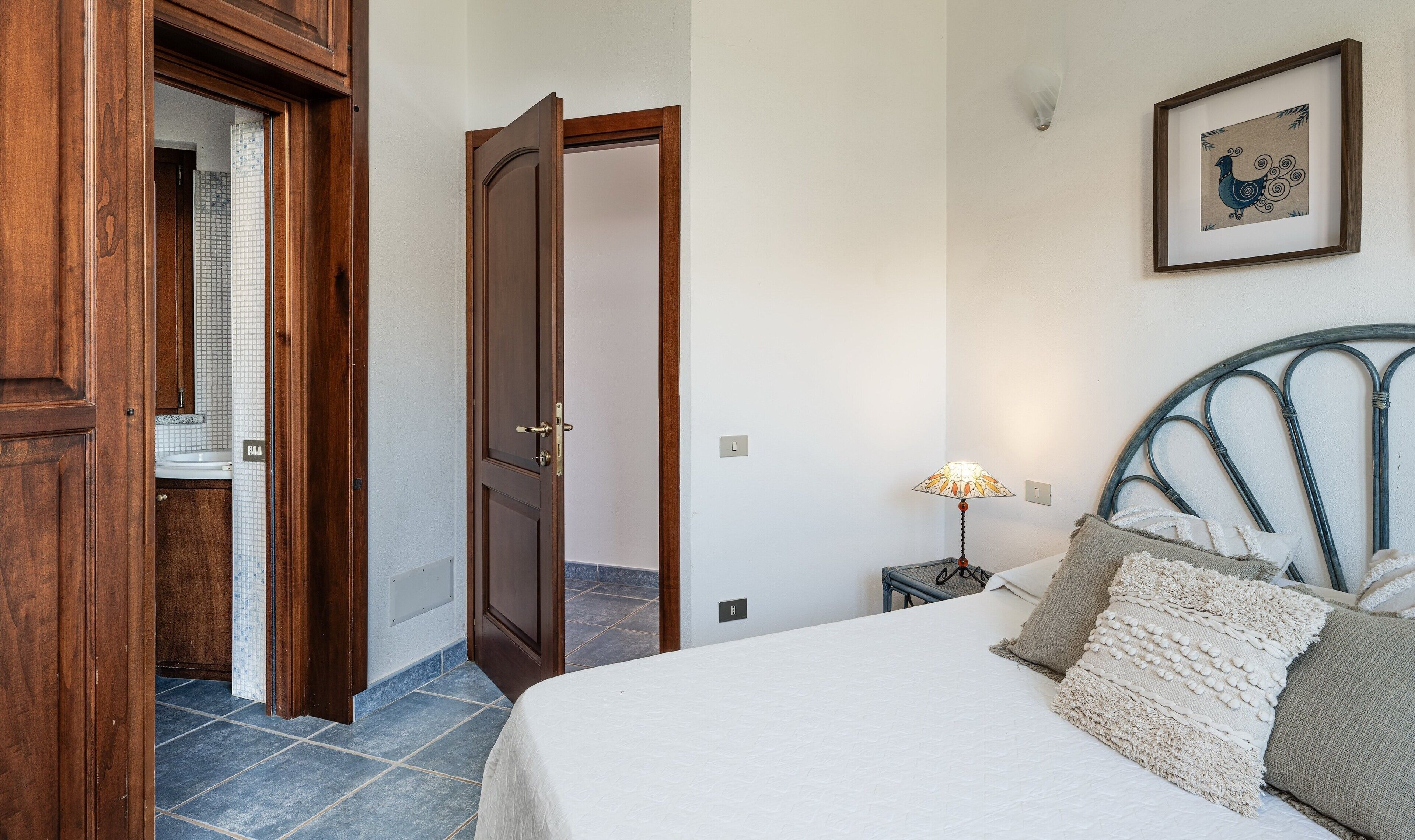 3 chambres, bureau, Wi-Fi, draps fournis