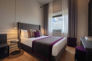 Down comforters, minibar, in-room safe, blackout drapes - Relais Pinciana (Rome)