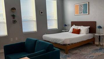 Bügeleisen/Bügelbrett, WLAN, Bettwäsche