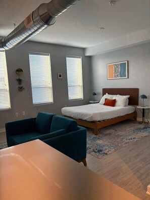 Bügeleisen/Bügelbrett, WLAN, Bettwäsche