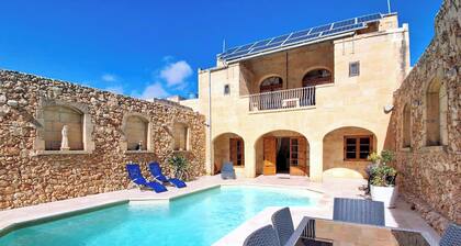 Family-Friendly Escape | Pool, Games Room & Space to Relax