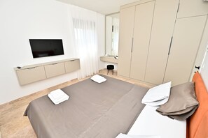 4 bedrooms, free cribs/infant beds, bed sheets - Villa Donatus Zadarvillas (Policnik)