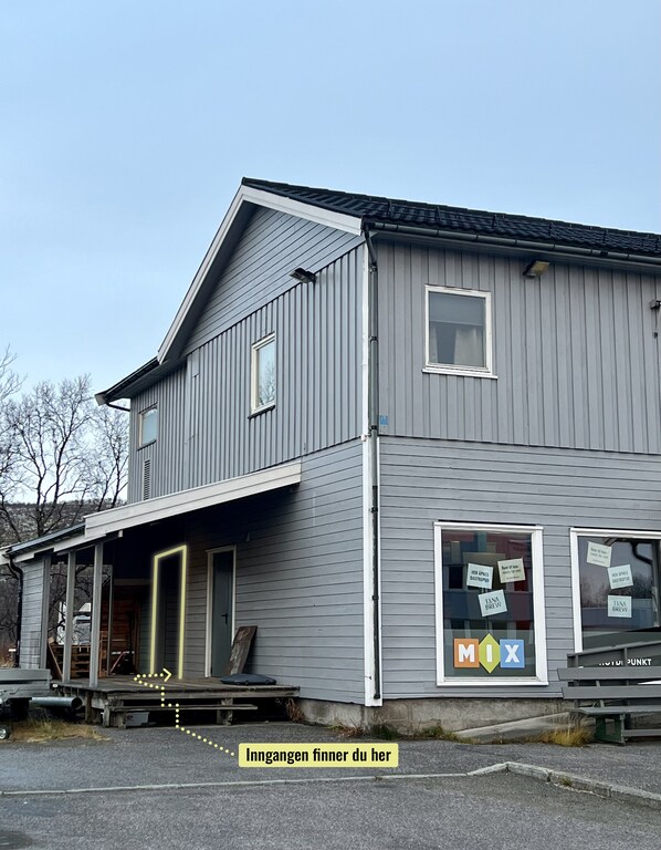 숙박 시설 정면