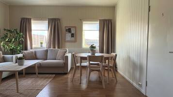 ํด๋์ ์ํํธ, ์๋ด ์ ๋ง