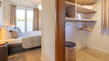 3 Schlafzimmer, Schreibtisch, Reisekinderbett, kostenloses WLAN