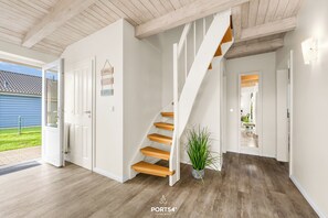 Interior - Modern wooden vacation home Tingeltuthus Dagebüll with terrace for 6 people (Dagebüll)