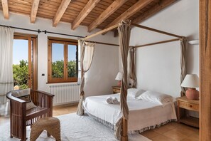 4 camere, Wi-Fi, lenzuola