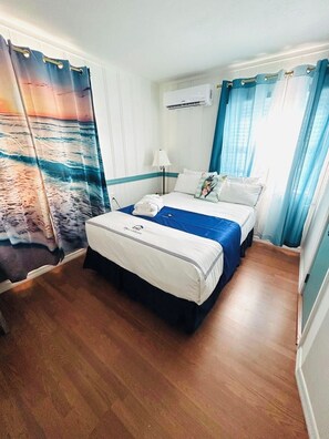 2 室のベッドルーム、アイロン / アイロン台、WiFi (無料)、ベッドシーツ