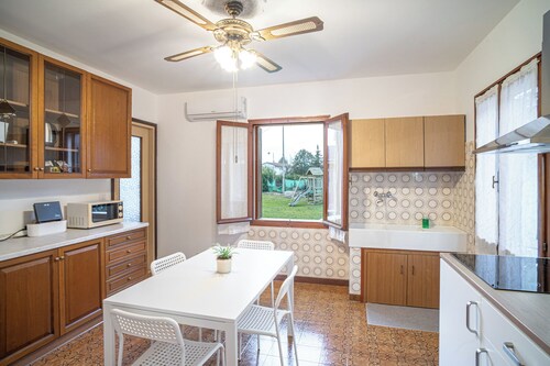 La Casetta di Roveredo, independent house. Near the Dolomites and Aviano Base