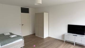 1 Schlafzimmer, Bügeleisen/Bügelbrett, WLAN, Bettwäsche