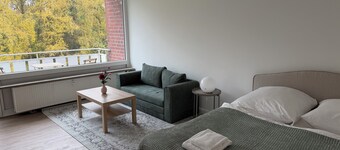 Ruhiges Apartment mit großer Terrasse – 10 Min nach Hamburg/Volksparkstadion