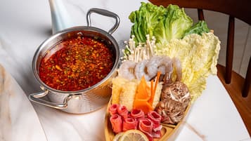 تناول الطعام